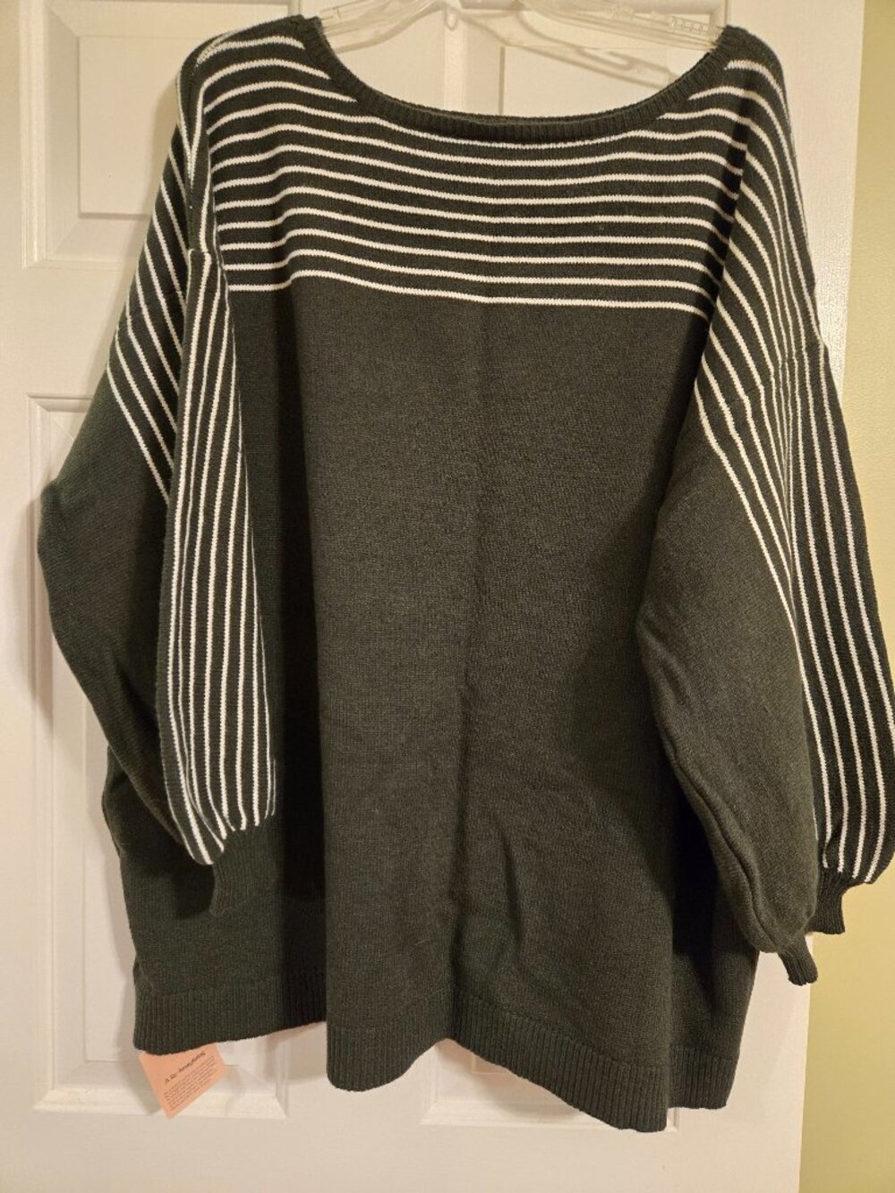 Green with white sweater 3x